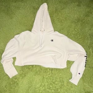 cropped champion sweatshirt